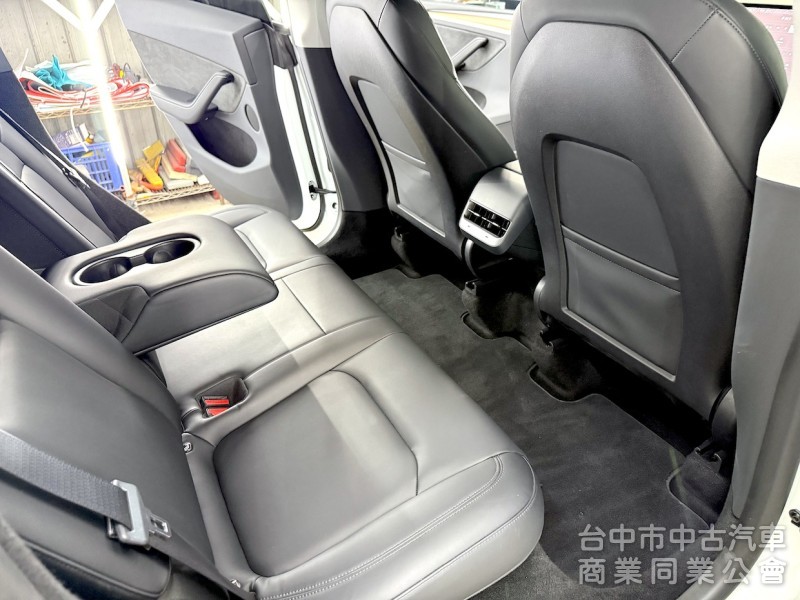 2024年 TESLA Model Y RWD 可全貸