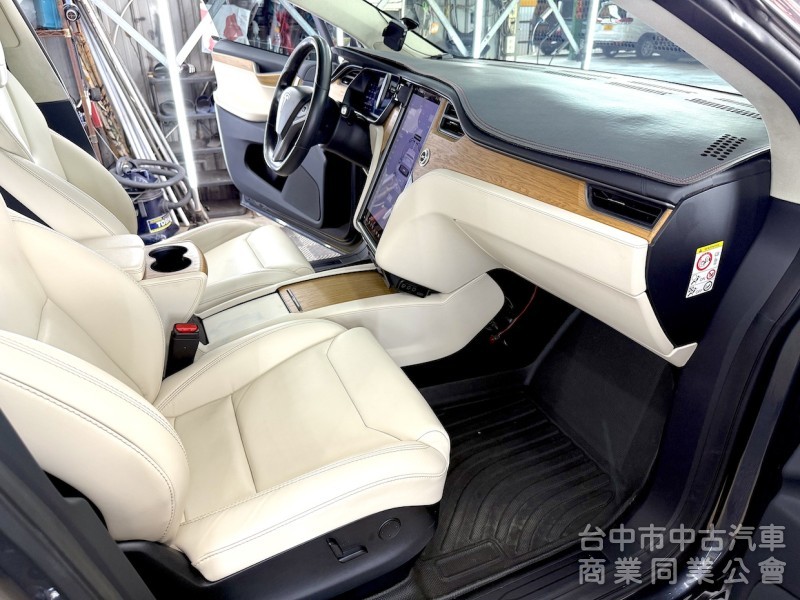 2019年 TESLA Model X 100D 終身超充 FSD 可全貸