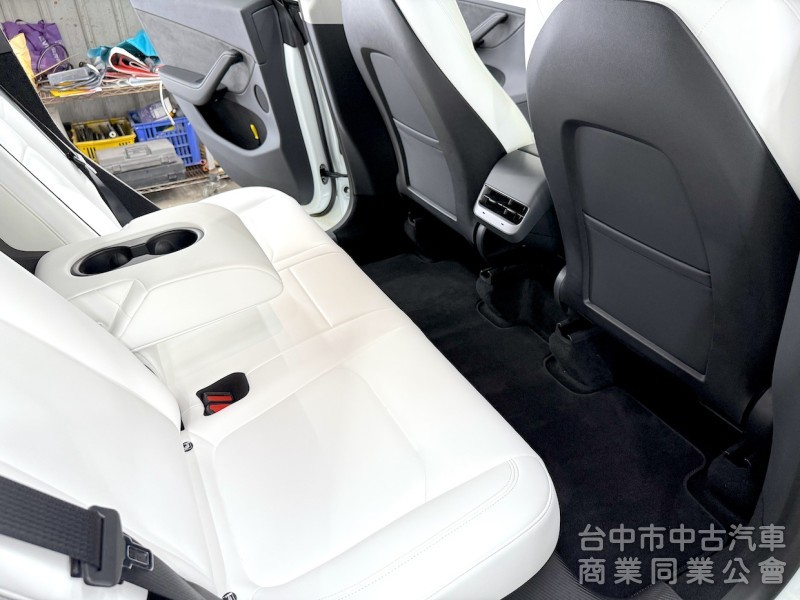 2024年 TESLA Model Y RWD 可全貸
