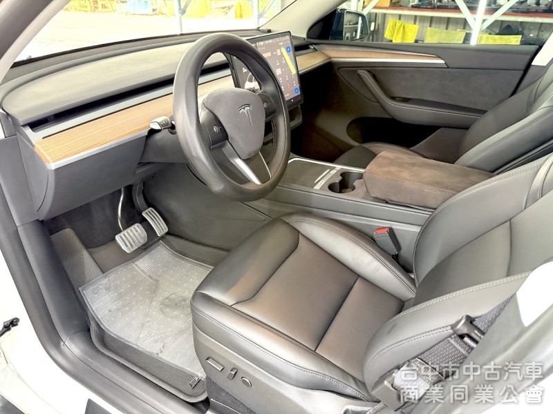 2023年式 TESLA Model Y LR EAP 可全貸