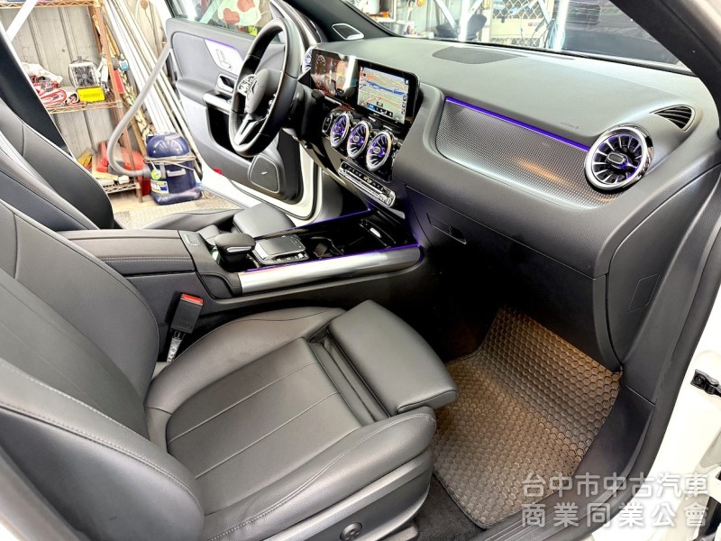 2023年 BENZ EQA250 360環景 氣氛燈 可全貸