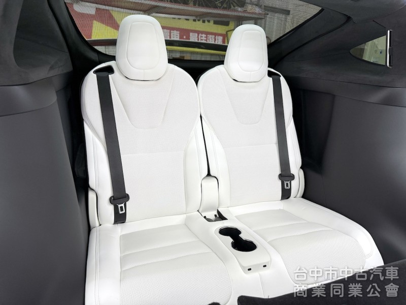 2023年 TESLA Model X LR 七座 白內裝 可全貸