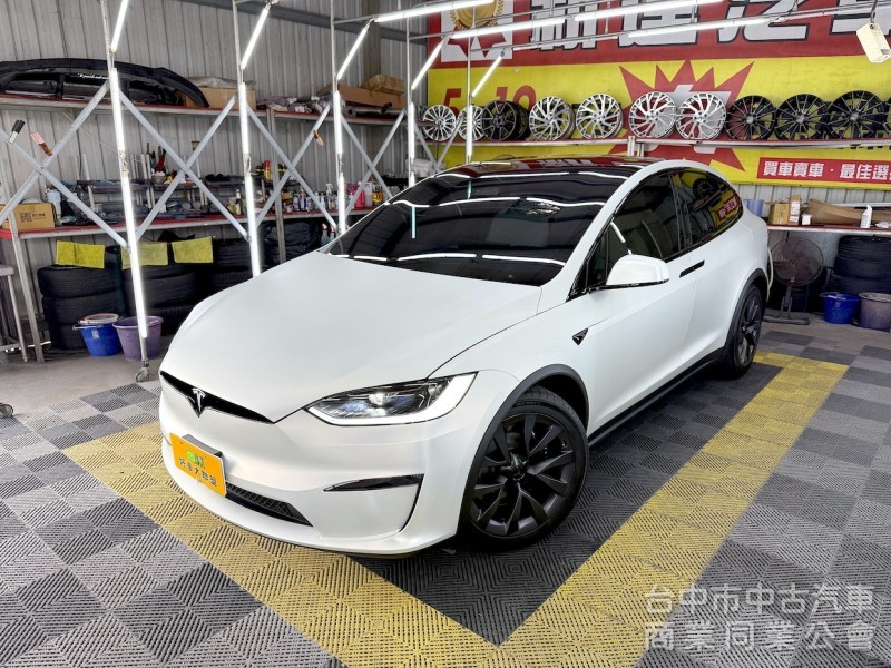2023年 TESLA Model X LR 七座 白內裝 可全貸