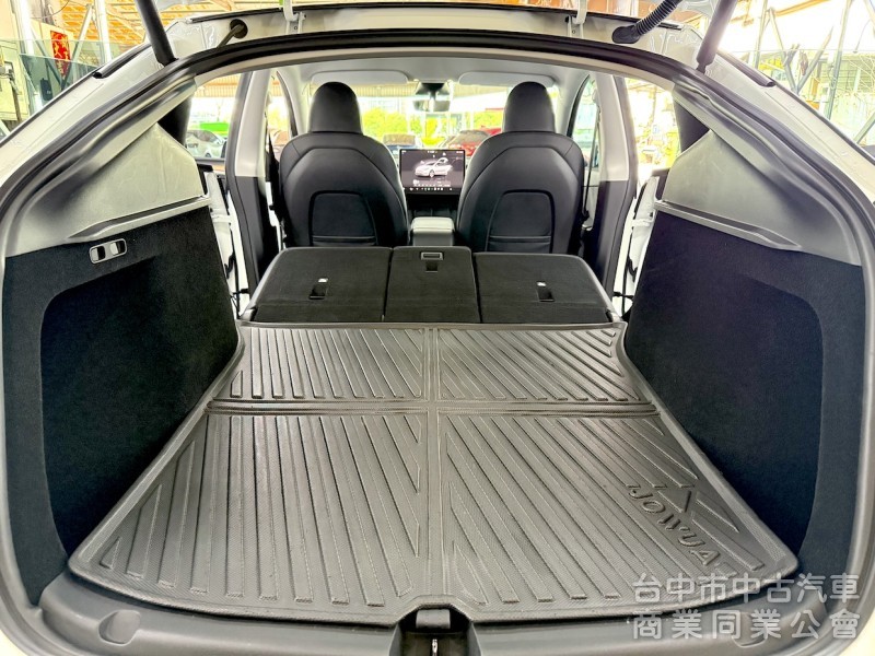 2023年 TESLA Model Y LR 可全貸