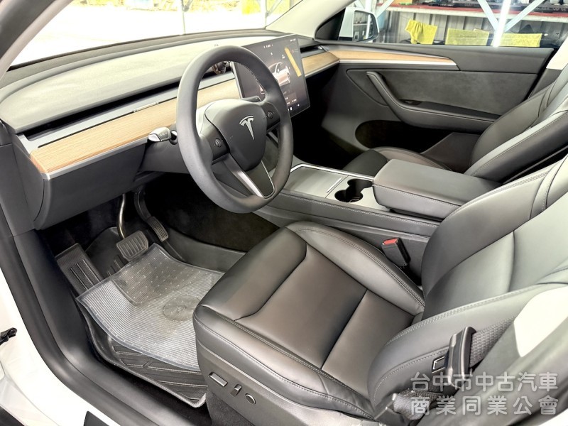 2023年 TESLA Model Y LR 可全貸