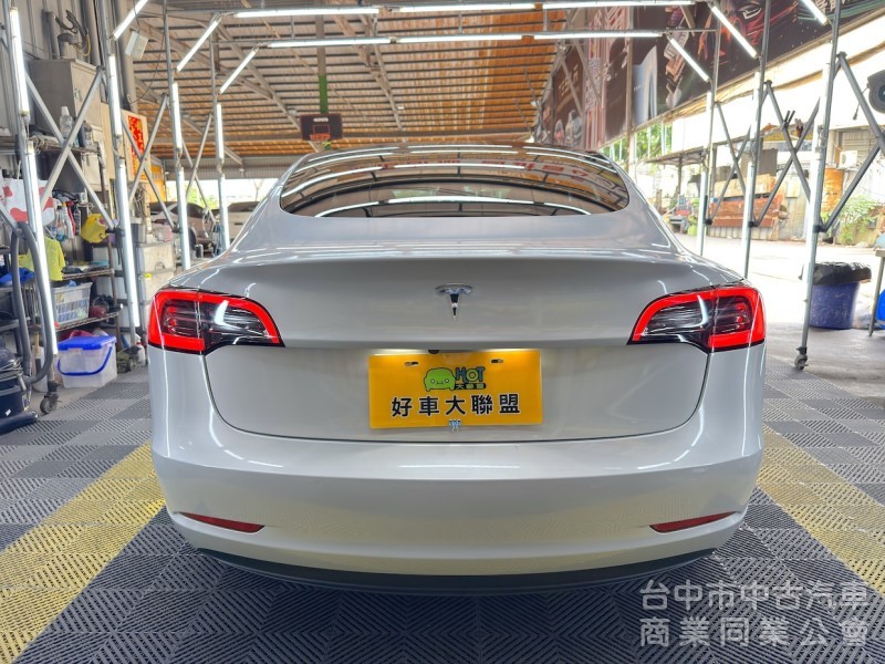 2022年 TESLA Model 3 LFP 可全貸