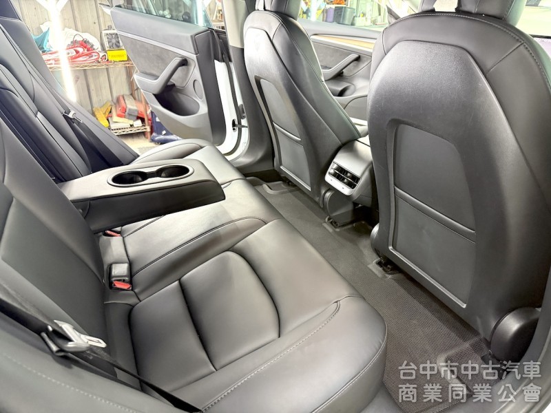 2022年 TESLA Model 3 LFP 可全貸
