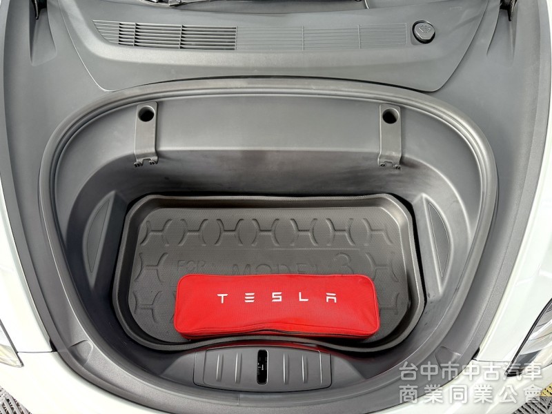 2022年 TESLA Model 3 LFP 可全貸
