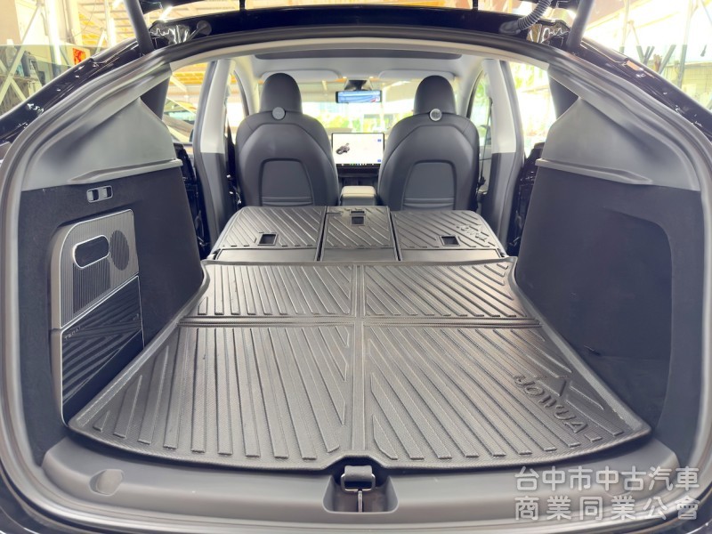 2023年 TESLA Model Y P版 FSD 可全貸