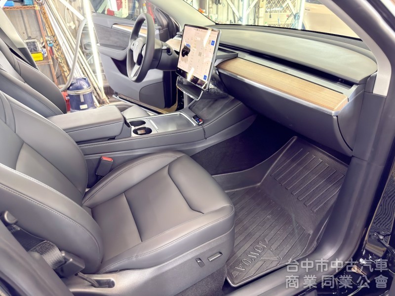 2023年 TESLA Model Y P版 FSD 可全貸