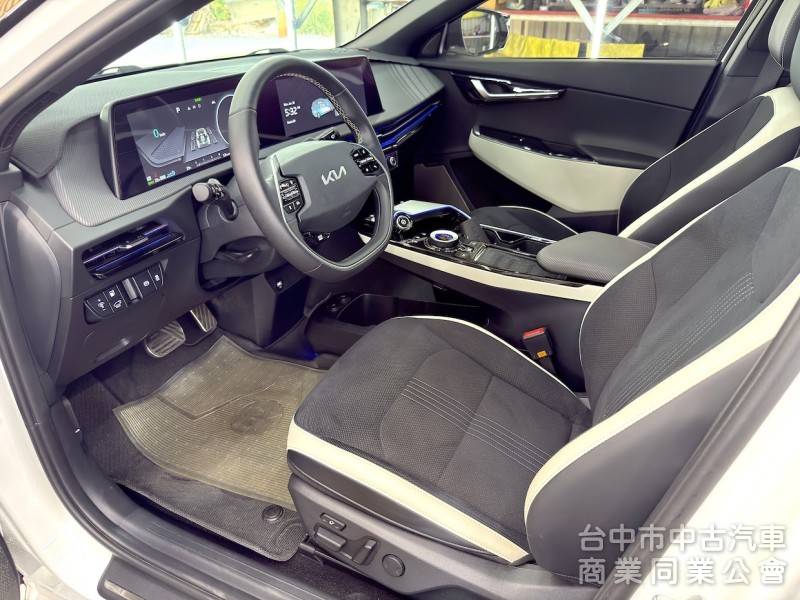 2023年 KIA EV6 GT-LINE e-AWD增程版 20吋輪圈 可全貸
