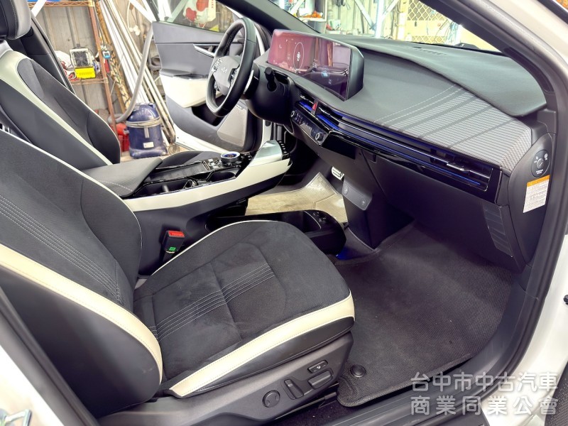 2023年 KIA EV6 GT-LINE e-AWD增程版 20吋輪圈 可全貸