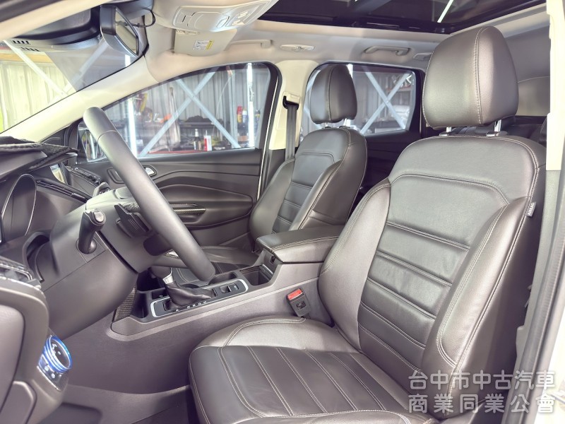 新達汽車 2018年 KUGA 勁黑版 Carplay ACC跟車 全景天窗 可全貸