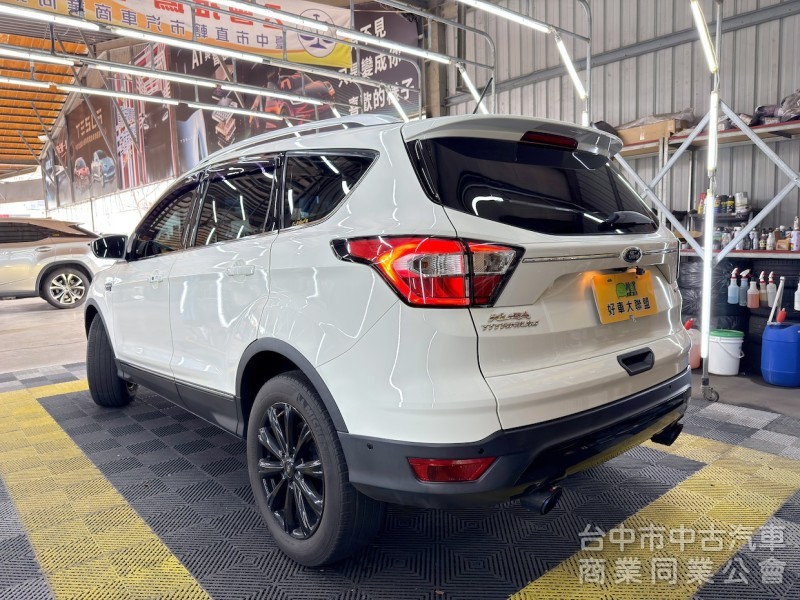 新達汽車 2018年 KUGA 勁黑版 Carplay ACC跟車 全景天窗 可全貸