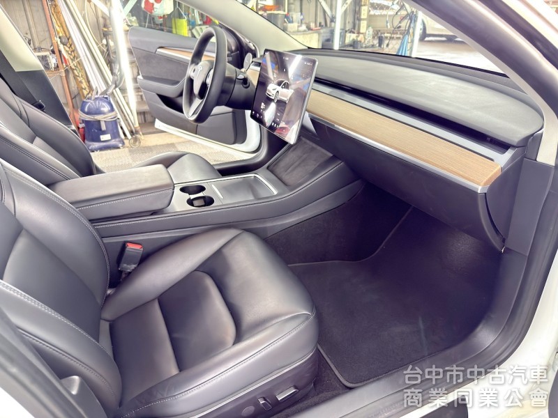 2022年 TESLA Model 3 LR 可全貸