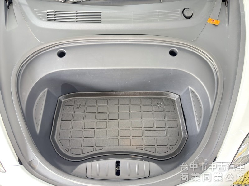 2022年 TESLA Model 3 LR 可全貸