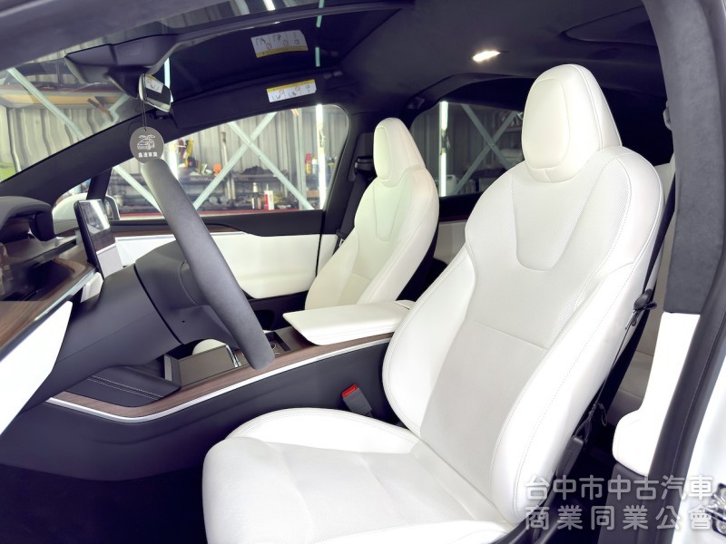 2024年 TESLA Model X LR EAP 可全貸