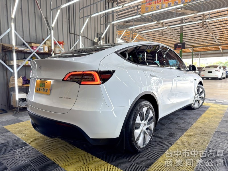 2022年 TESLA Model Y LR 可全貸