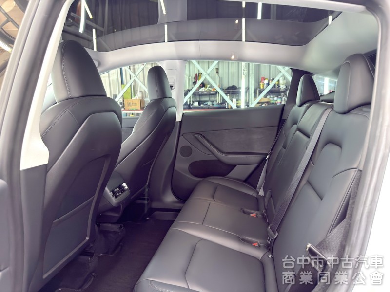 2022年 TESLA Model Y LR 可全貸