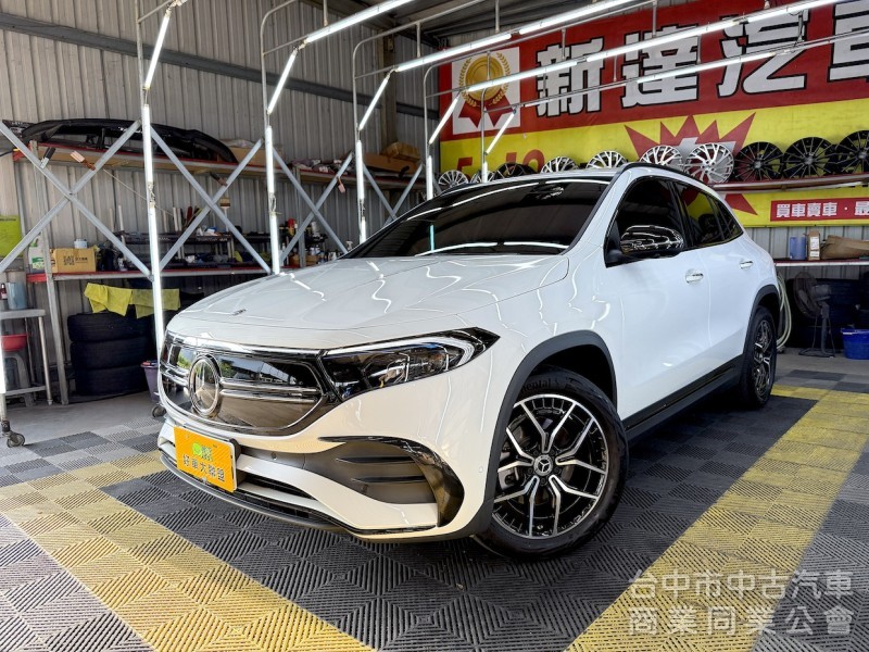 2023年 BENZ EQA250 AMG 夜色套件 可全貸
