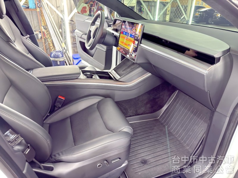 2024年 TESLA Model X LR 可全貸