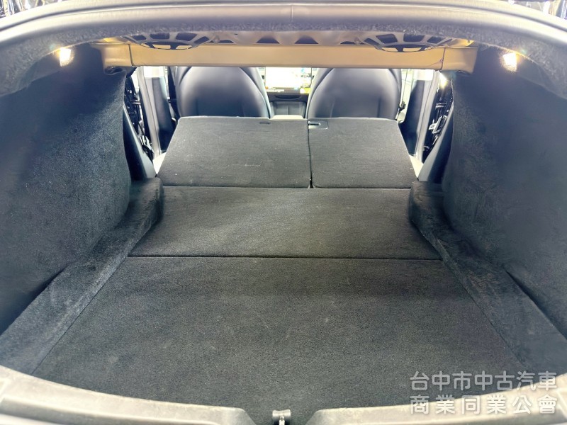 2024年 TESLA Model 3 SR 可全貸