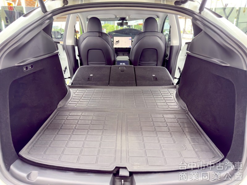 2022年 TESLA Model Y LR EAP 可全貸