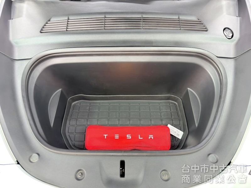 2022年 TESLA Model Y LR EAP 可全貸