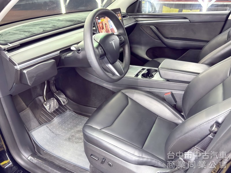 2023年 TESLA Model Y LR 可全貸