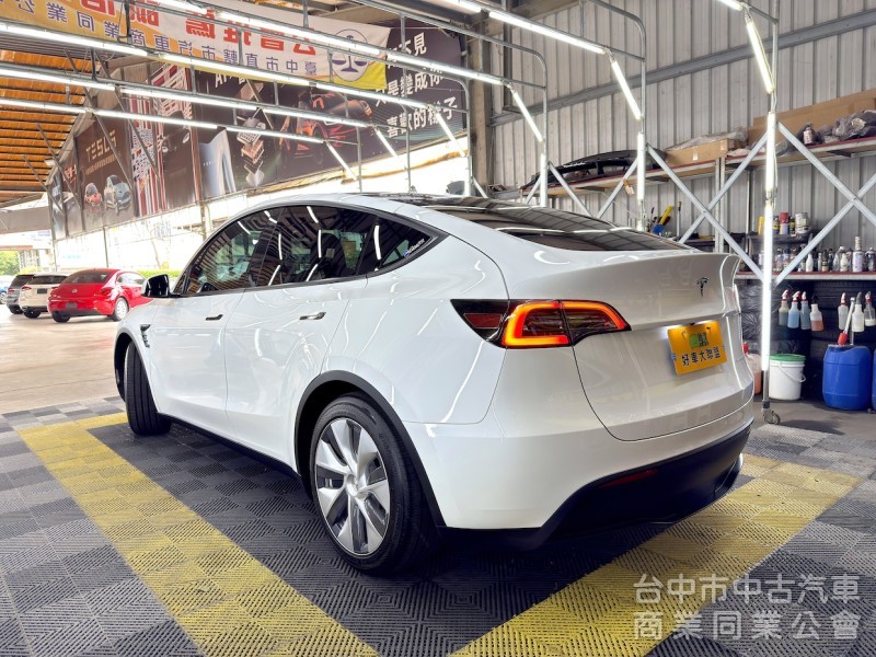 2023年 TESLA Model Y LR EAP 可全貸