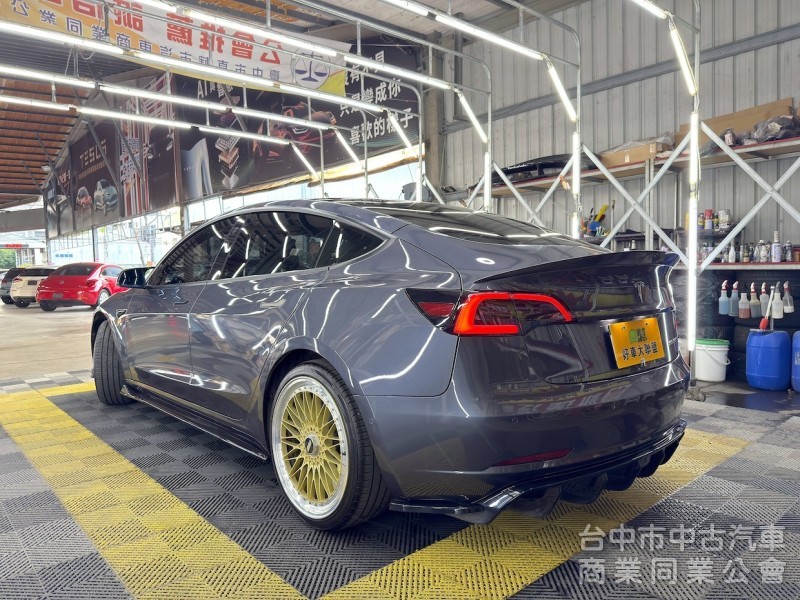 2022年 TESLA Model 3 P版 可全貸