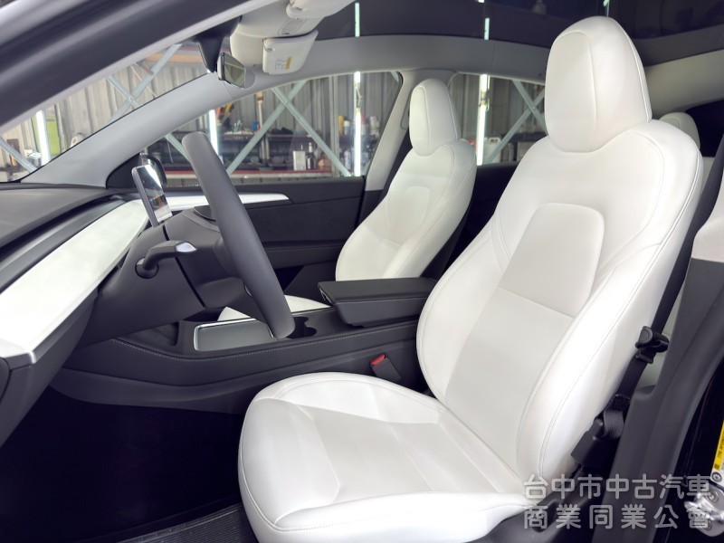 2023年 TESLA Model Y LR 可全貸