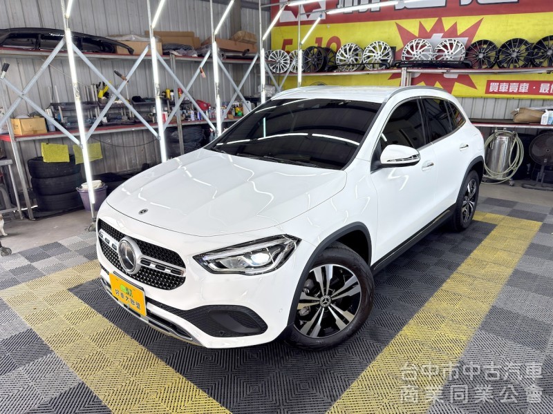 鑫達車業 2021年 BENZ GLA200 23P 可全貸