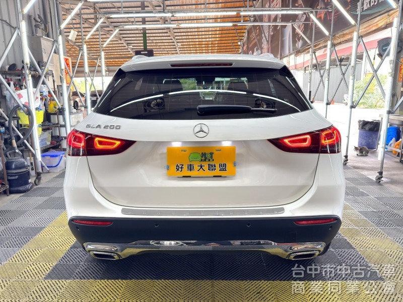 鑫達車業 2021年 BENZ GLA200 23P 可全貸