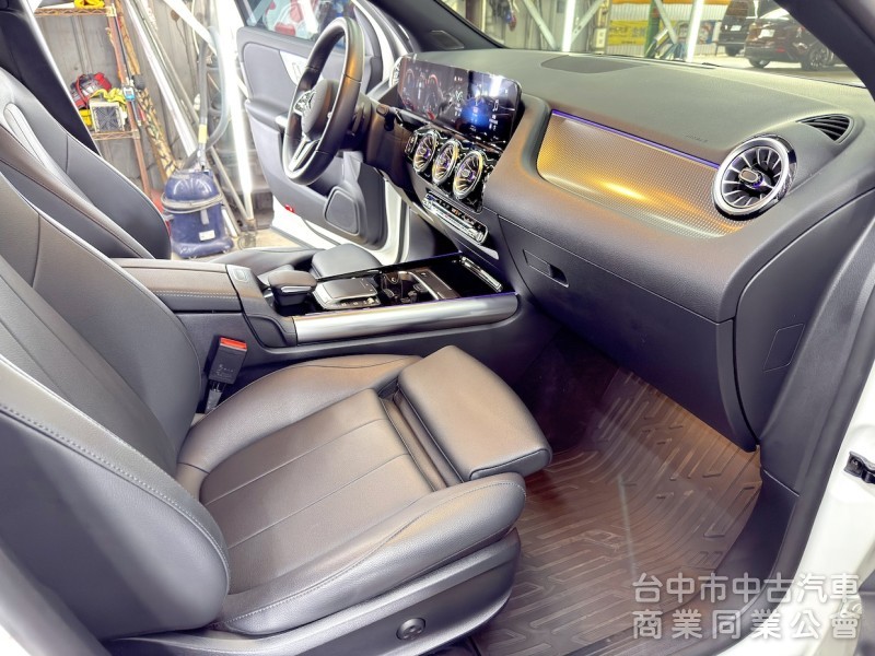 鑫達車業 2021年 BENZ GLA200 23P 可全貸