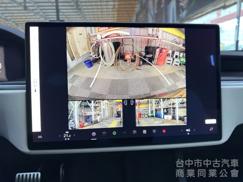 2023年 TESLA Model S Plaid 可全貸