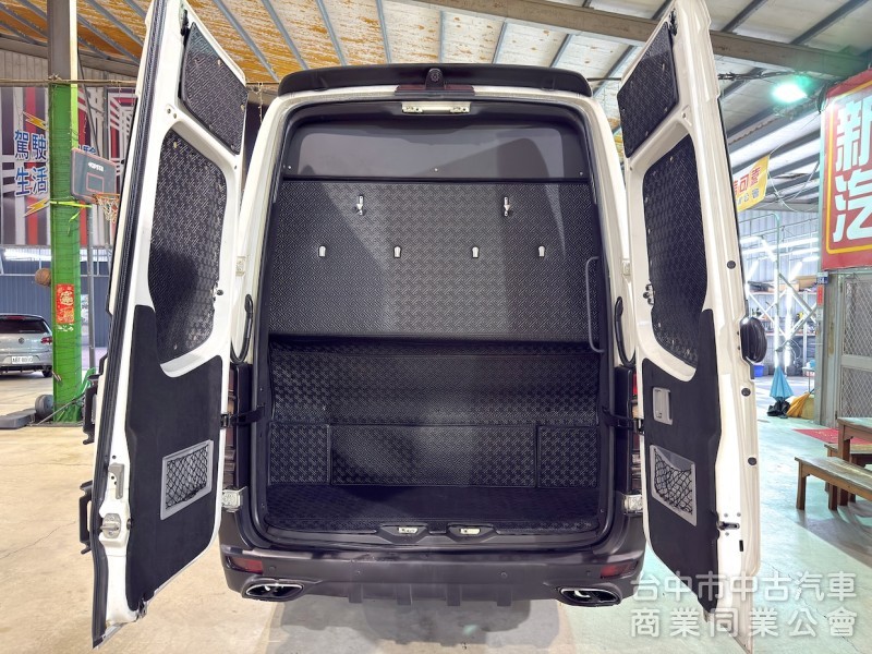 2014年 福斯 CRAFTER 35 KOMBI 高頂 長軸 可全貸