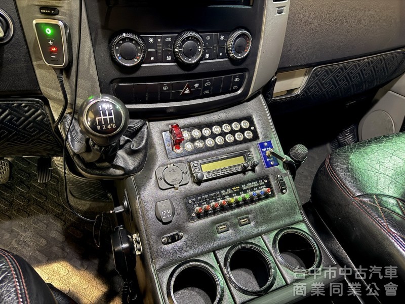 2014年 福斯 CRAFTER 35 KOMBI 高頂 長軸 可全貸