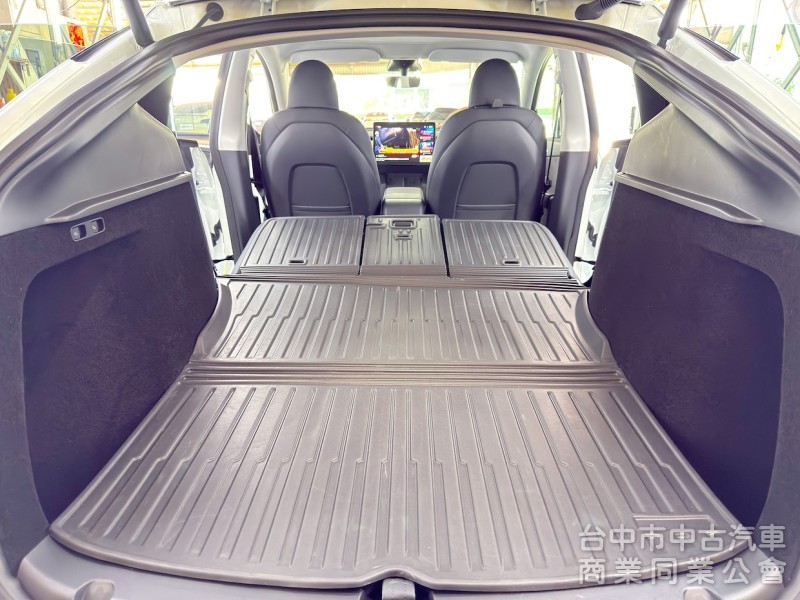 2023年 TESLA Model Y RWD 可全貸
