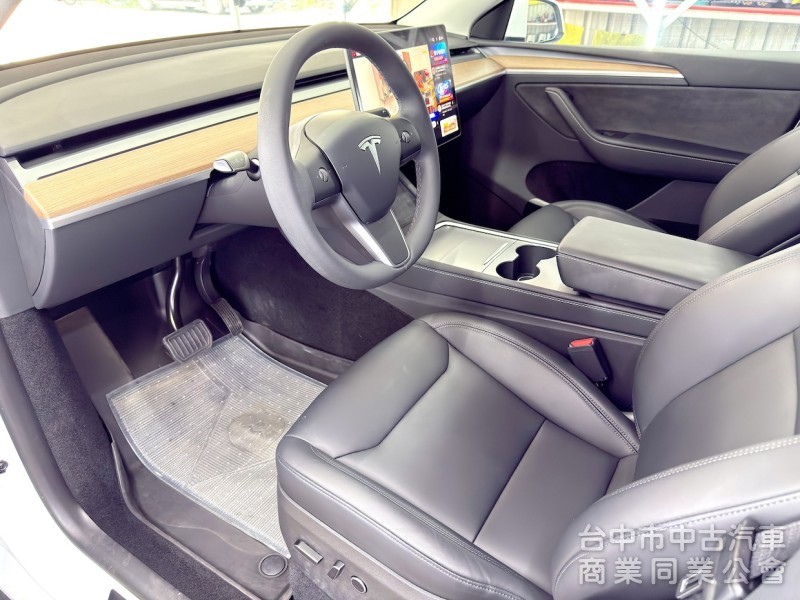 2023年 TESLA Model Y RWD 可全貸