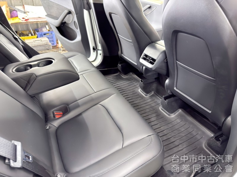 2023年 TESLA Model Y RWD 可全貸