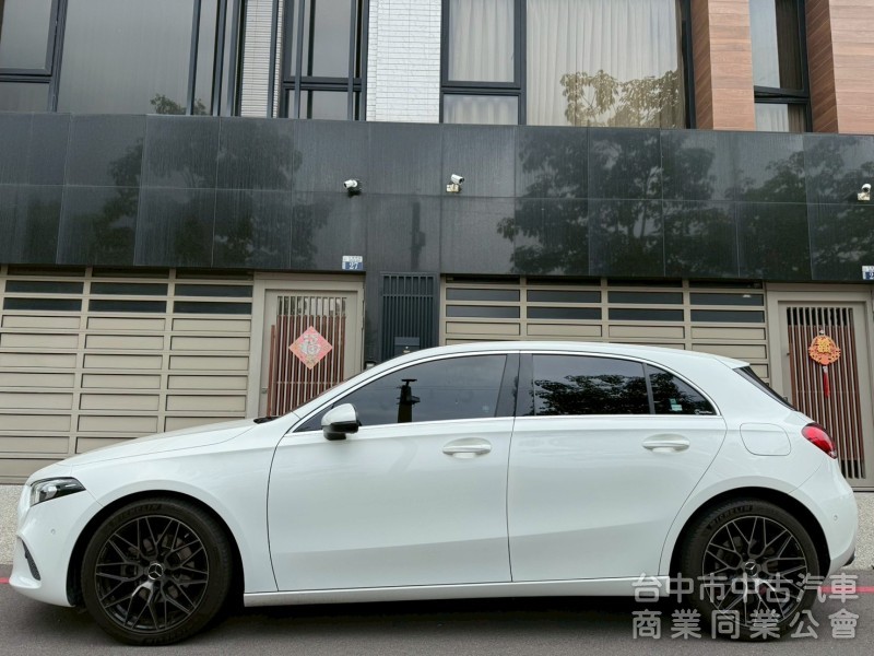 2018 BENZ A200