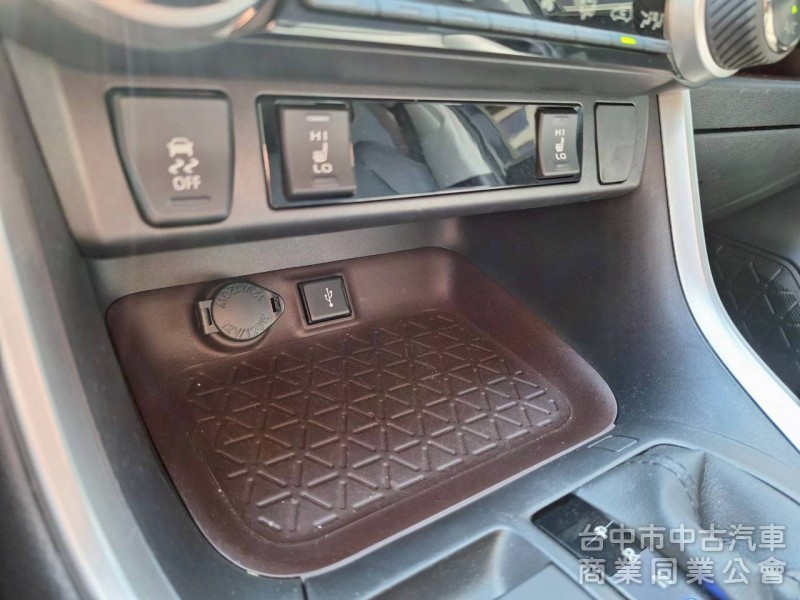 2022 TOYOTA RAV4 2.0 2WD