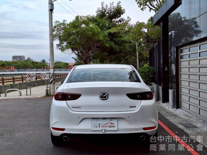 2024 MAZDA 3 四門 BOSE音響