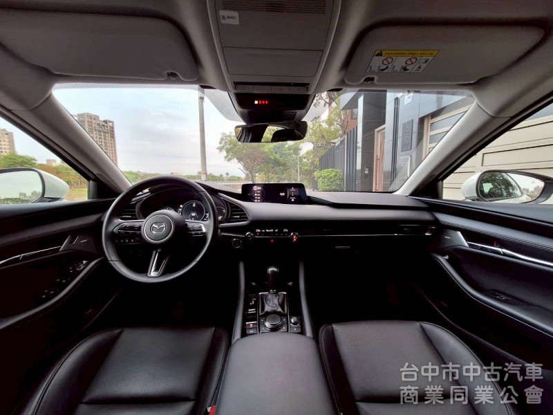 2024 MAZDA 3 四門 BOSE音響