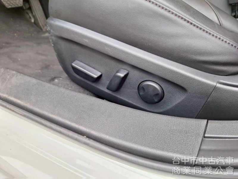 2024 MAZDA 3 四門 BOSE音響