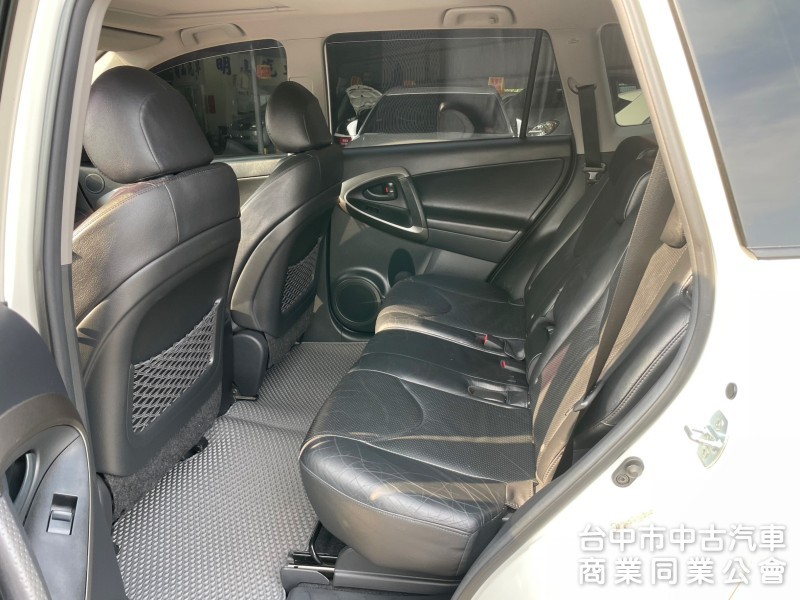 2010 Rav4 2.4 G 頂級6安