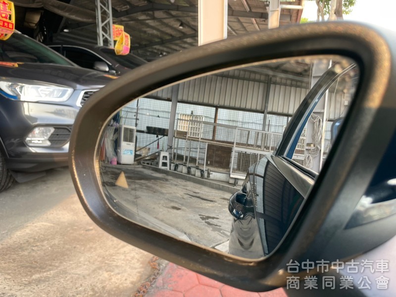2021領 A180 運動版 跑兩萬多