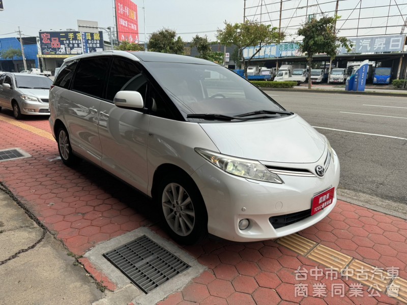 2014 Previa 2.4 豪華