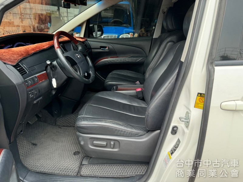 2014 Previa 2.4 豪華